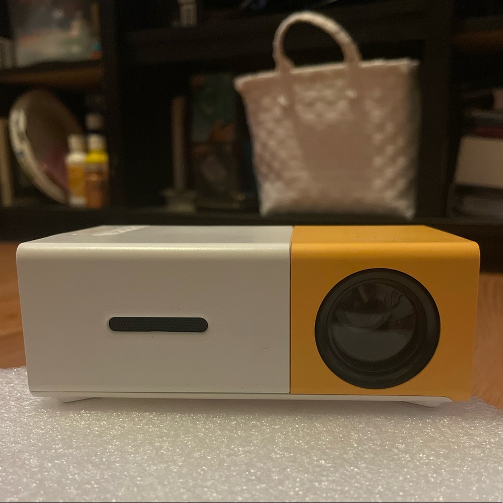 LED projector